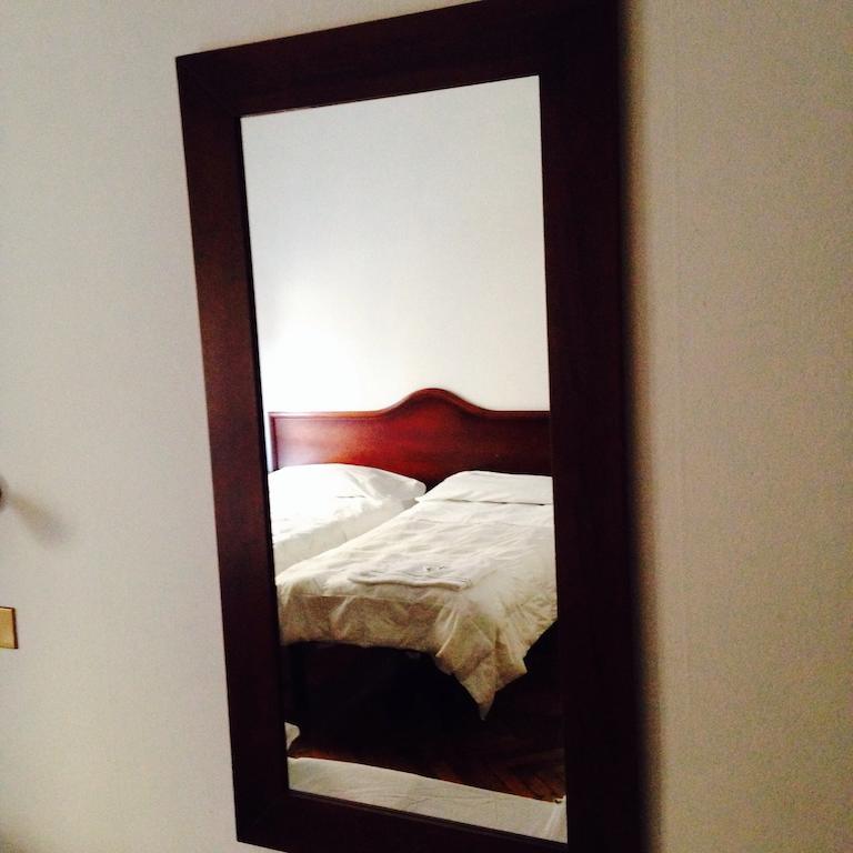 Hotel Medea Milano Rum bild